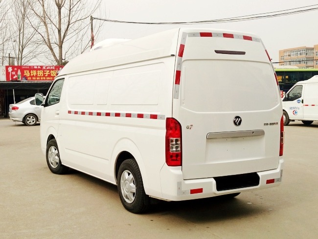 福田G7面包冷藏车