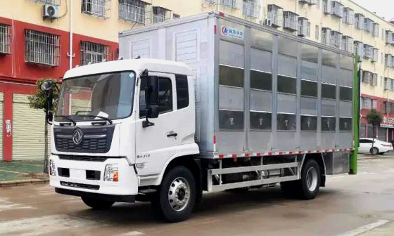 东风天锦全铝合金运猪车